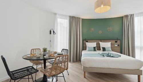 Executive Studio with Double Bed and Sofa Bed