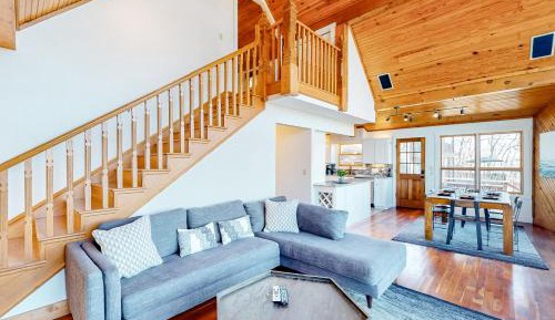 Six-Bedroom House