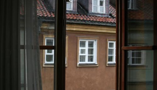 Studio Apartment (2 Adults)