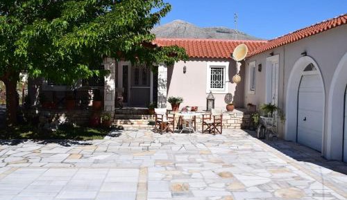 One-Bedroom Villa