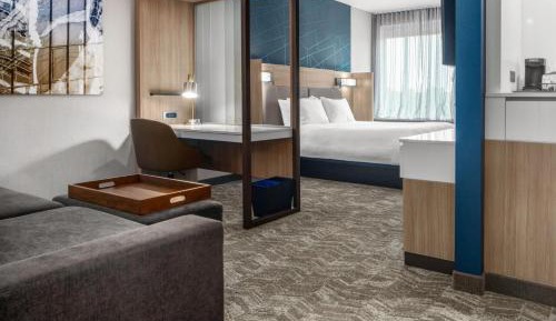 King Suite with Trundle Bed