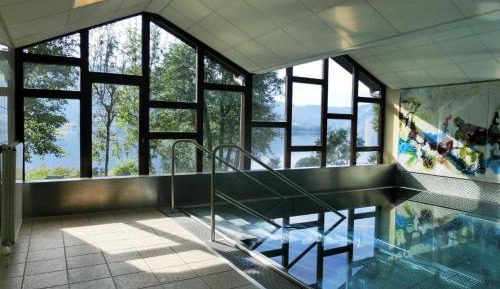 Apartment with Lake View