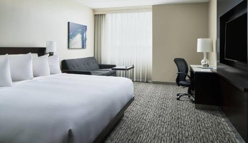 King Room with Sofa Bed
