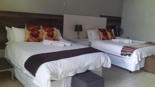 Deluxe Double Room with Extra Bed