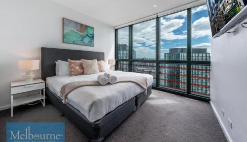 The Real Sub Penthouse - Top Floor 3 Bedroom Apartments City & Sea Views