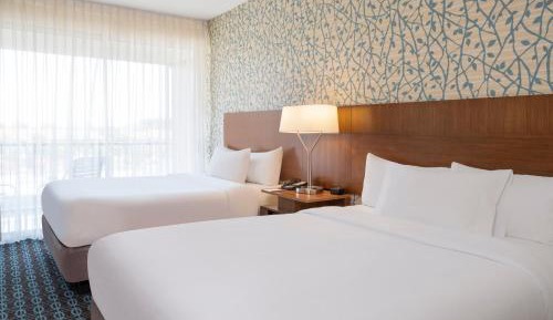 Queen Room with Two Queen Beds - Pool View