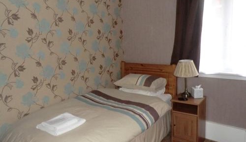 Single Room with Private Bathroom