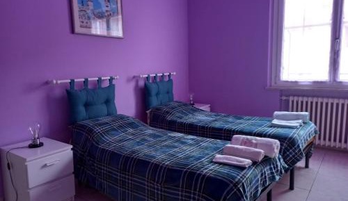 Queen Room with Shared Bathroom