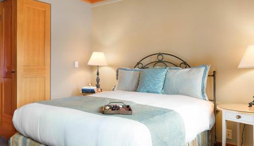 Single Room with Bathroom