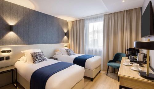 Classic King Room with City View