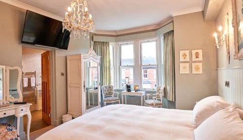 Deluxe King Room