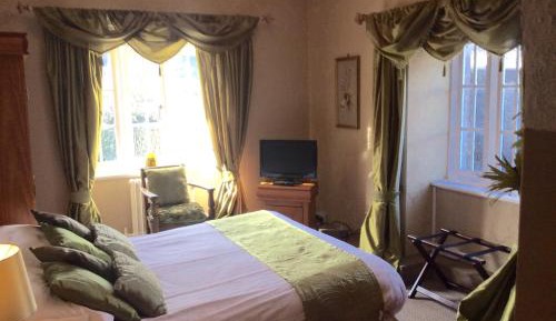 Classic Double Room with Bath