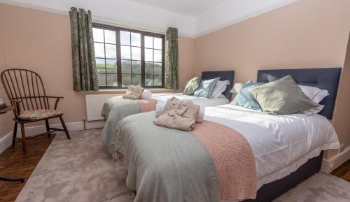 Deluxe Double or Twin Room with Garden View