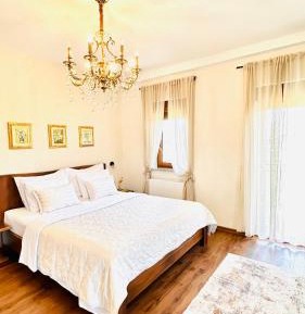 King Room with Balcony