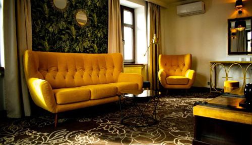 Standard Double Suite