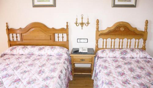 Triple Room with Private Bathroom