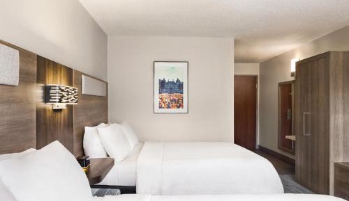 Standard Room with Two Queen Beds