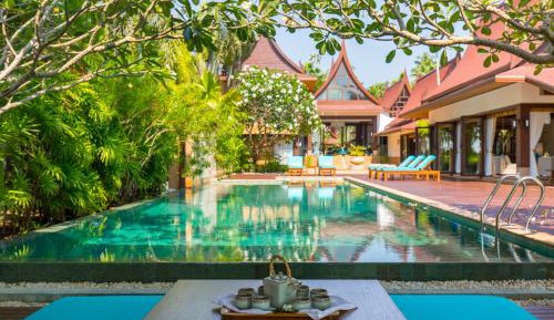 Villa - Beach Front