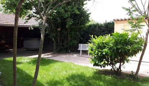 Holiday Home (4 Adults)