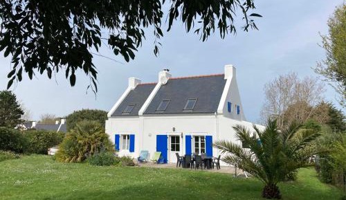 Holiday Home (8 Adults)