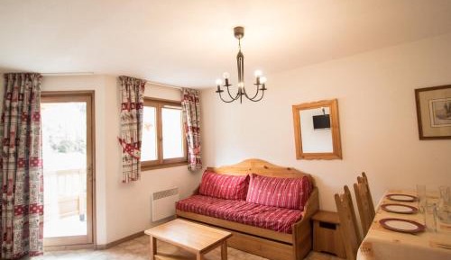 Apartment (6 Adults)