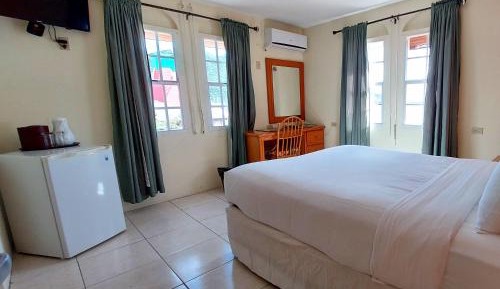 Queen Room with Ocean View