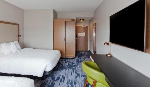 Double Queen Room