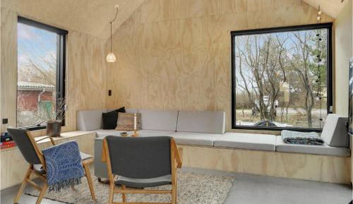 Three-Bedroom Holiday Home 