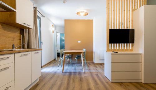 Studio with Terrace