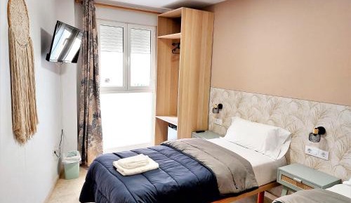 Twin Room with Shared Bathroom