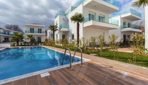 Four-Bedroom Holiday Home