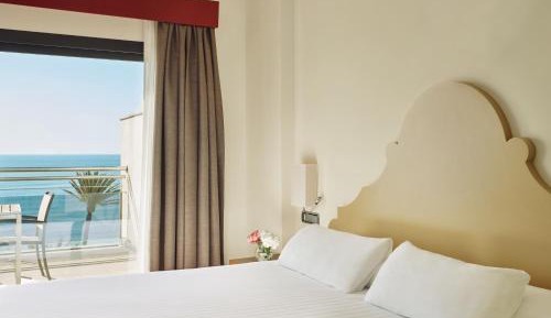 Double Room with Balcony and Sea View (2 Adults)