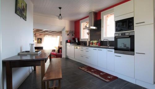 Holiday Home (6 Adults)
