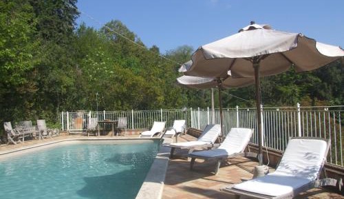 One-Bedroom Apartment (4 Adults)