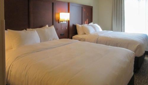 Queen Suite with Two Queen Beds and Sofabed - Non Smoking