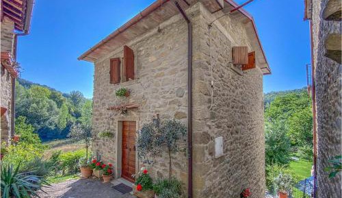 One-Bedroom Holiday Home