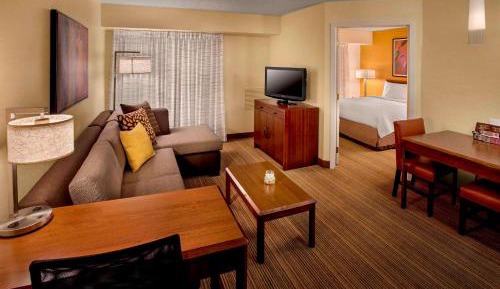 One Bedroom Suite Queen