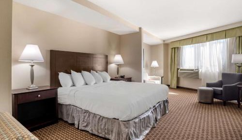 King Room with Spa Bath - Non-Smoking