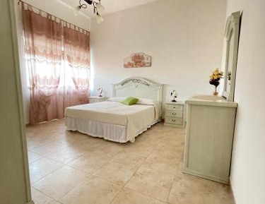 Apartment with Garden View