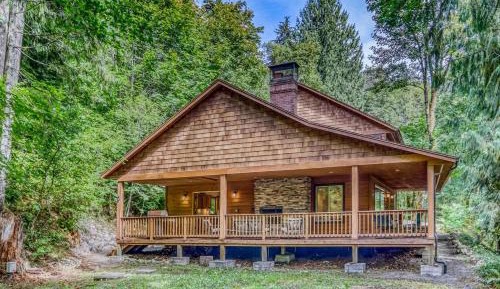 Four-Bedroom Holiday Home