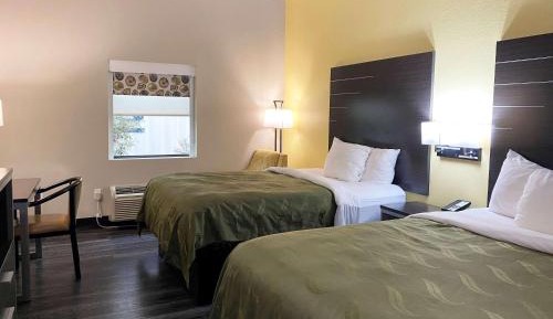 2 Queen Beds, Mobility Accessible Room, Bathtub w/ Grab Bars, Non-Smoking