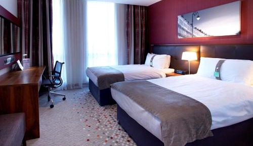 Standard Room with Two Single Beds