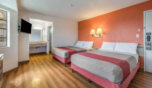 Queen Room with Two Queen Beds