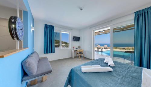 Suite with Private Pool