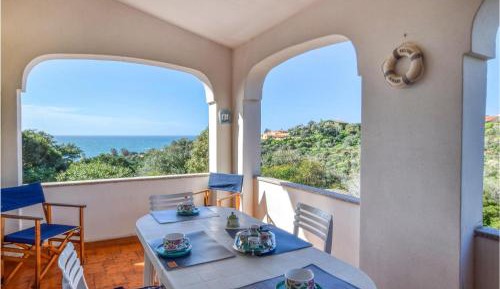 Six-Bedroom Holiday Home
