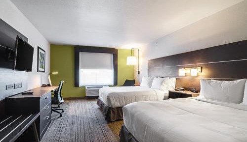 Standard Queen Room with Two Queen Beds