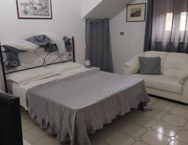 Double Room with Shared Bathroom