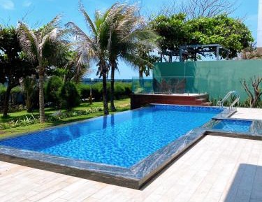 Villa - Beach Front