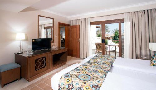 Deluxe Suite with Sea View