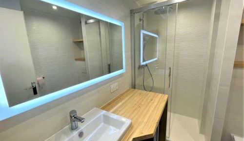 Apartment (4 Adults)